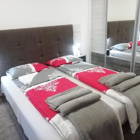 Užice Apartman Centar 2 מראה חיצוני תמונה