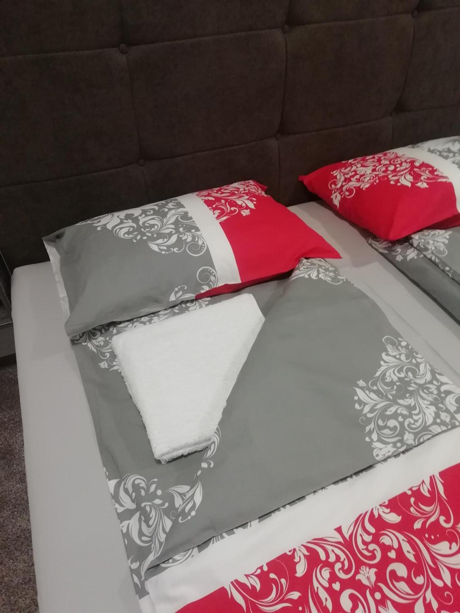 Užice Apartman Centar 2 מראה חיצוני תמונה